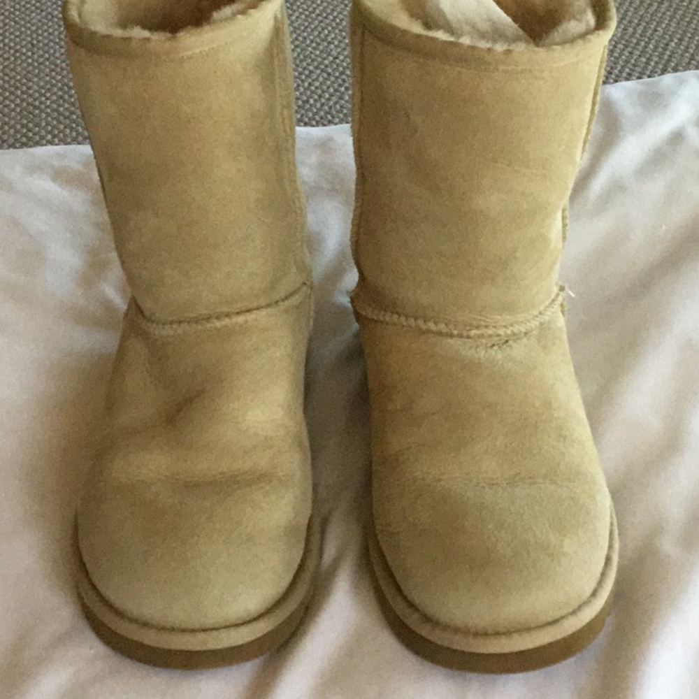 Uggs 6